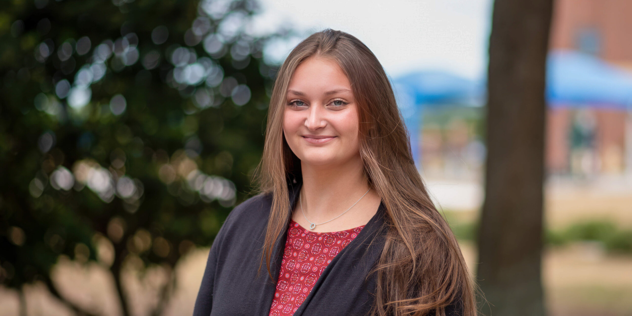 South Lake’s Isabelle Medlin Inspires Graduates as Student Commencement Speaker